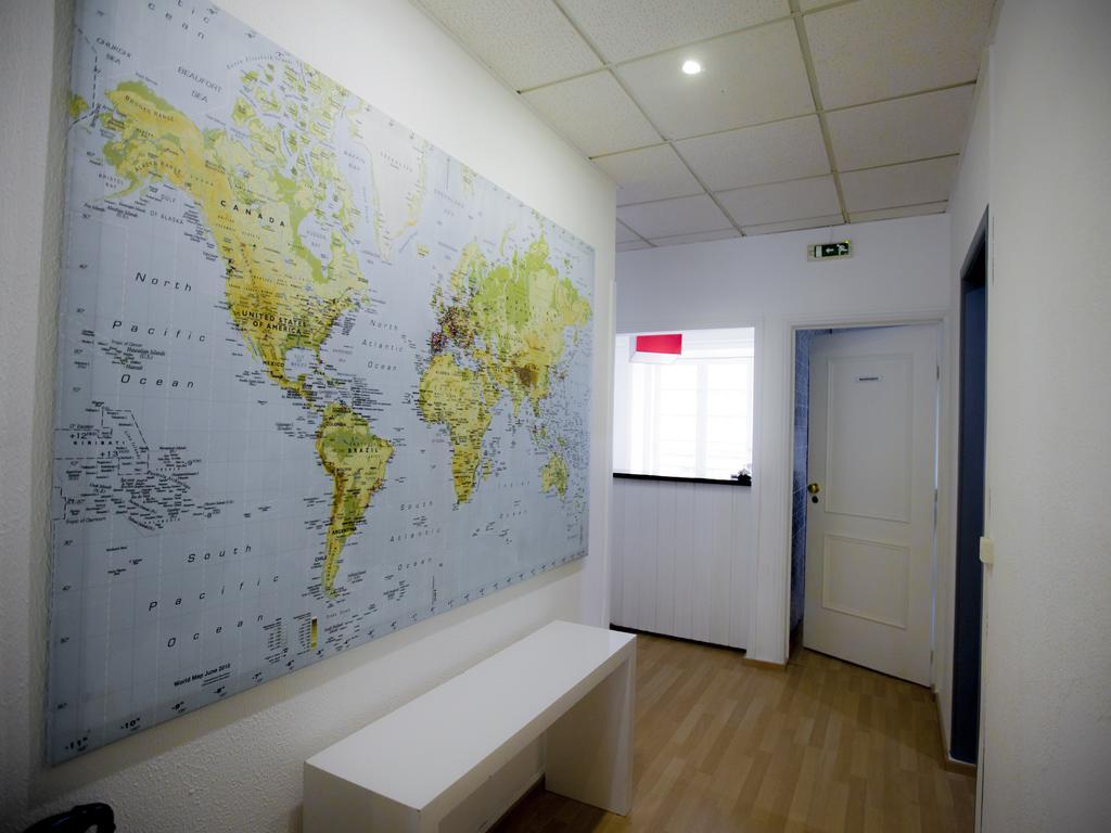 Peters Guesthouse أفيرو المظهر الخارجي الصورة