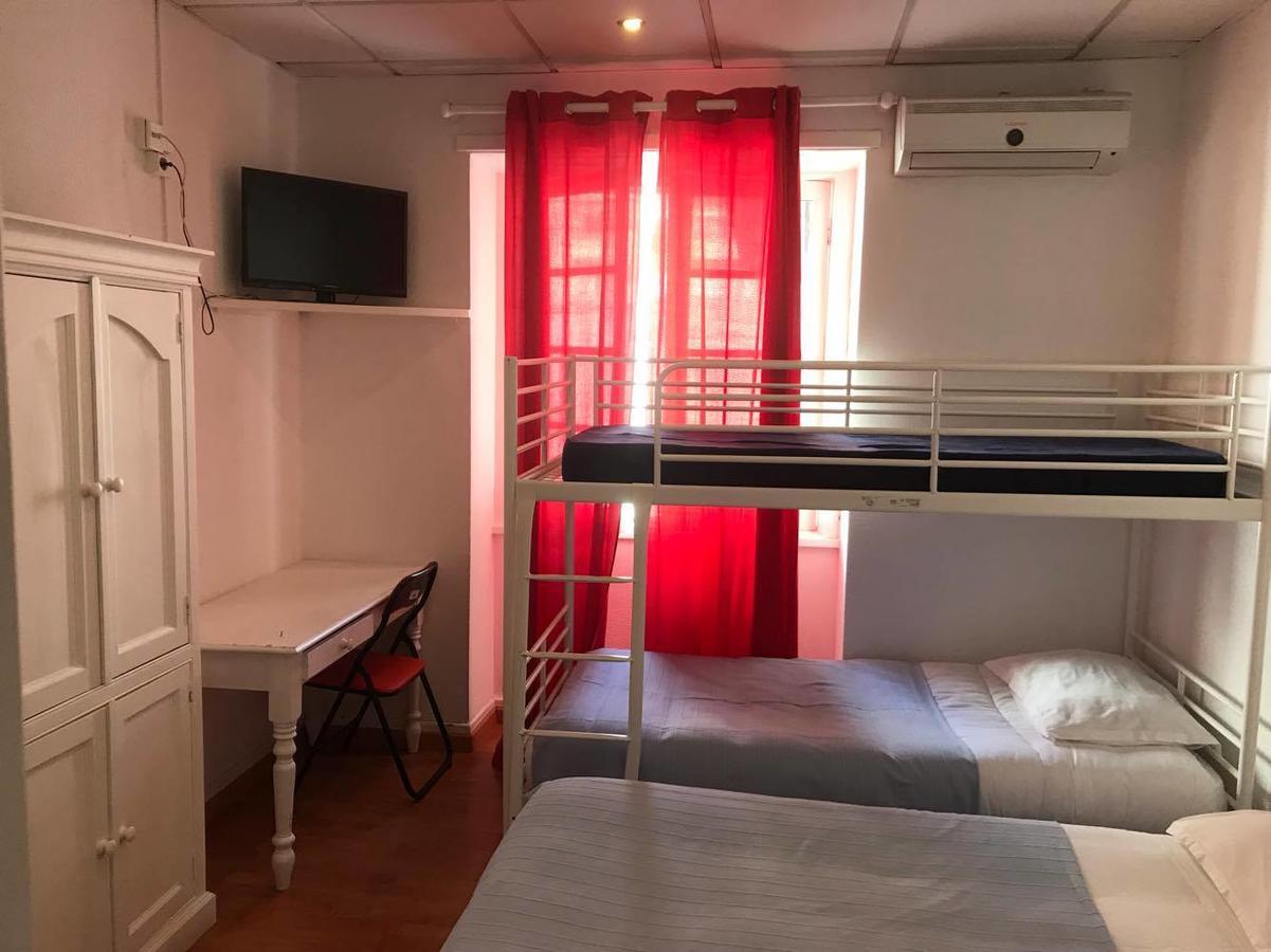 Peters Guesthouse أفيرو المظهر الخارجي الصورة
